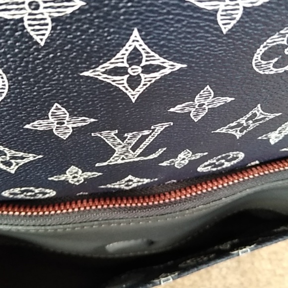 Authentic Louis Vuitton Discovery Backpack PM - Picture 6 of 8